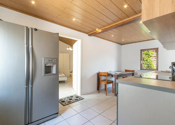 Arbeitnehmerunterkunft I 3 Betten I Balkon I Eigene Kueche & Bad * Groß-Umstadt