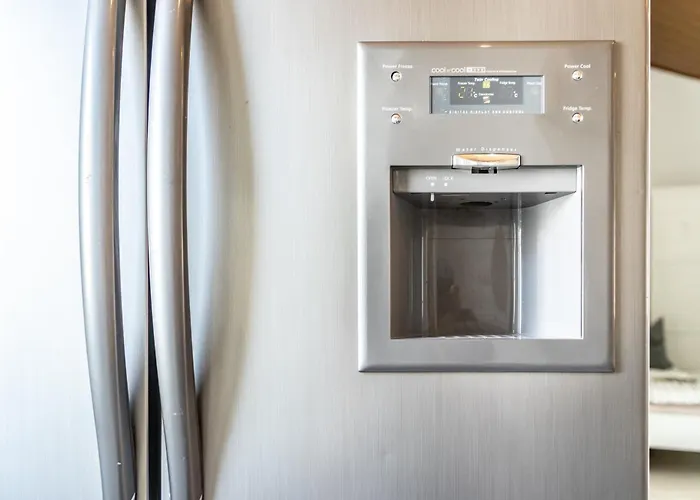 Arbeitnehmerunterkunft I 3 Betten I Balkon I Eigene Kueche & Bad Apartamento Groß-Umstadt